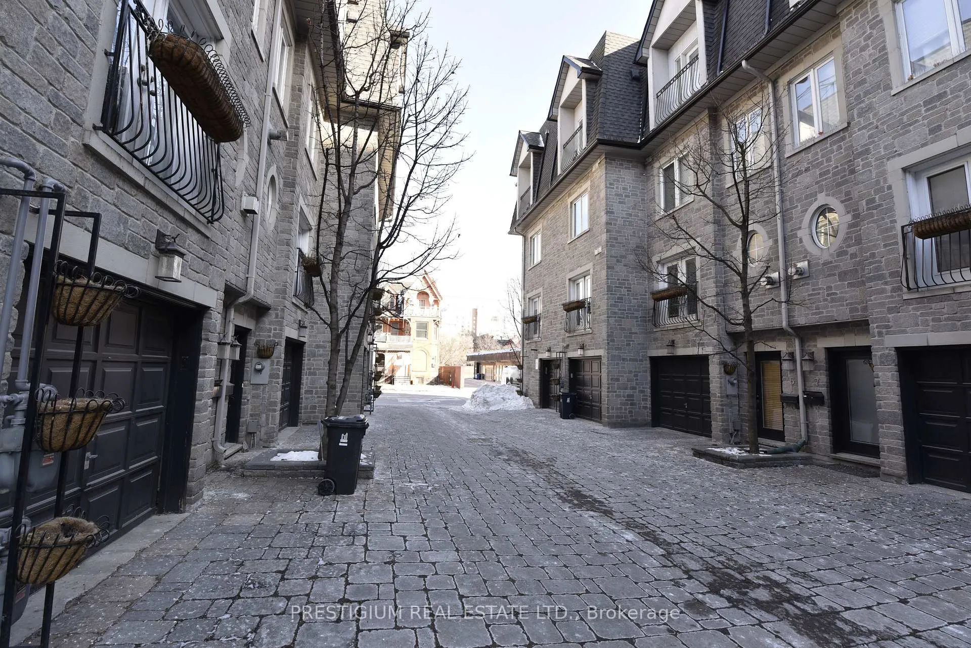Photo 27 of 11 Annex Lane, Toronto, The Annex — HOMEH