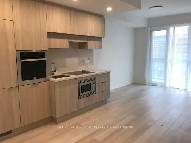 Photo 1 of Unit 602, 39 Roehampton Avenue, Toronto, Mount Pleasant West — HOMEH