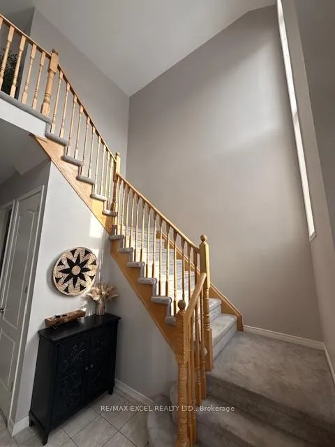 Photo 2 of 2489 Bandsman Crescent W, Oshawa, Windfields — HOMEH