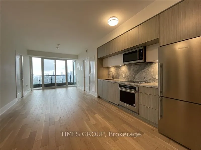 Photo 4 of Unit 4221, 585 Bloor Street E, Toronto, North St. James Town — HOMEH