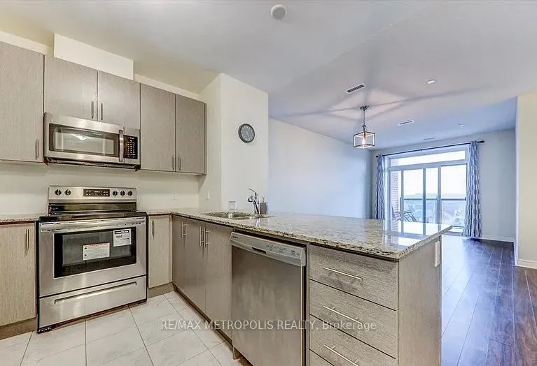 Photo 2 of Unit 512, 39 New Delhi Drive, Markham, Cedarwood — HOMEH