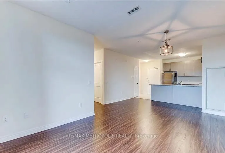 Photo 7 of Unit 512, 39 New Delhi Drive, Markham, Cedarwood — HOMEH