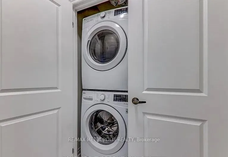 Photo 19 of Unit 512, 39 New Delhi Drive, Markham, Cedarwood — HOMEH