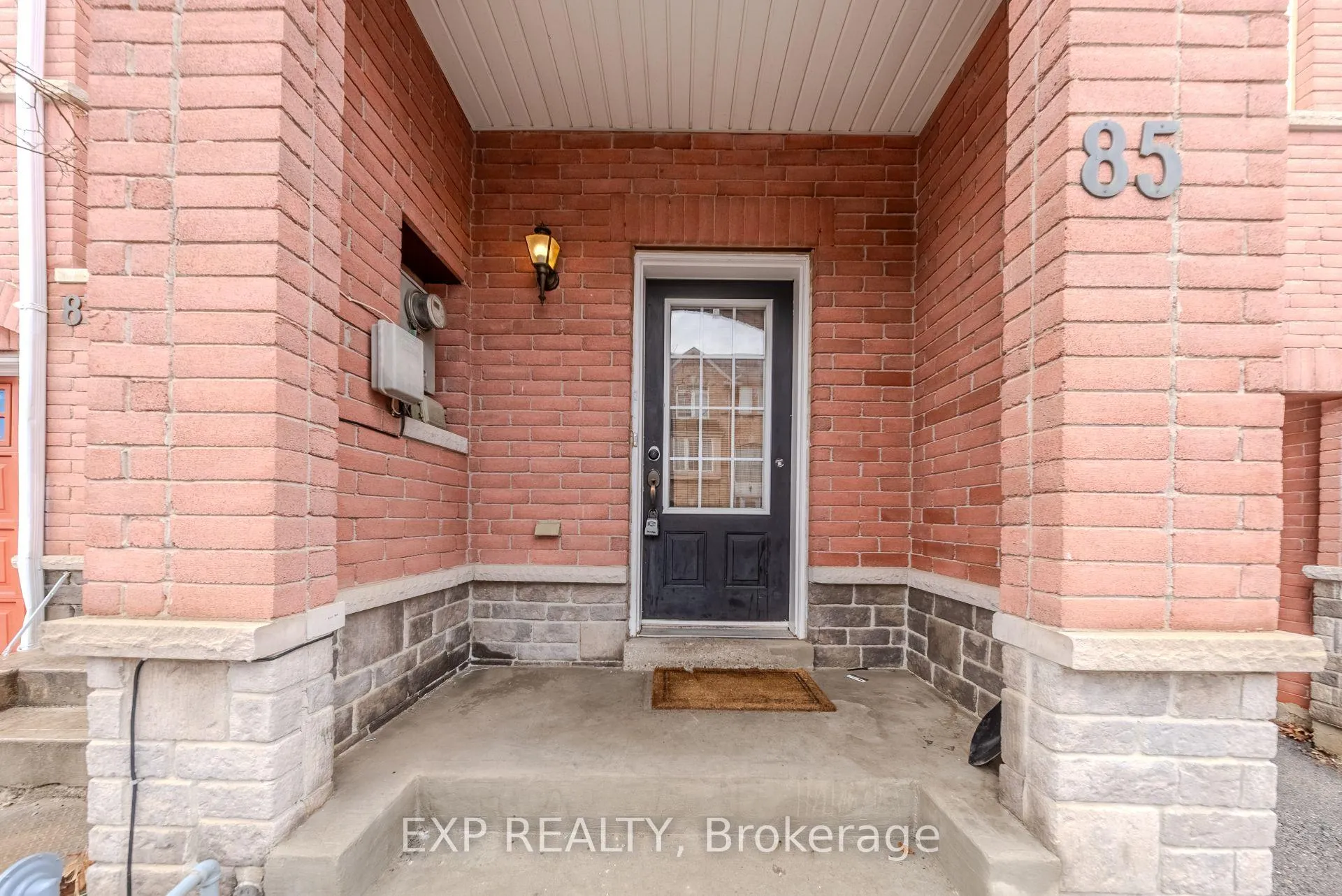 Photo 4 of 85 Bernard Avenue, Brampton, Fletcher's Creek South — HOMEH