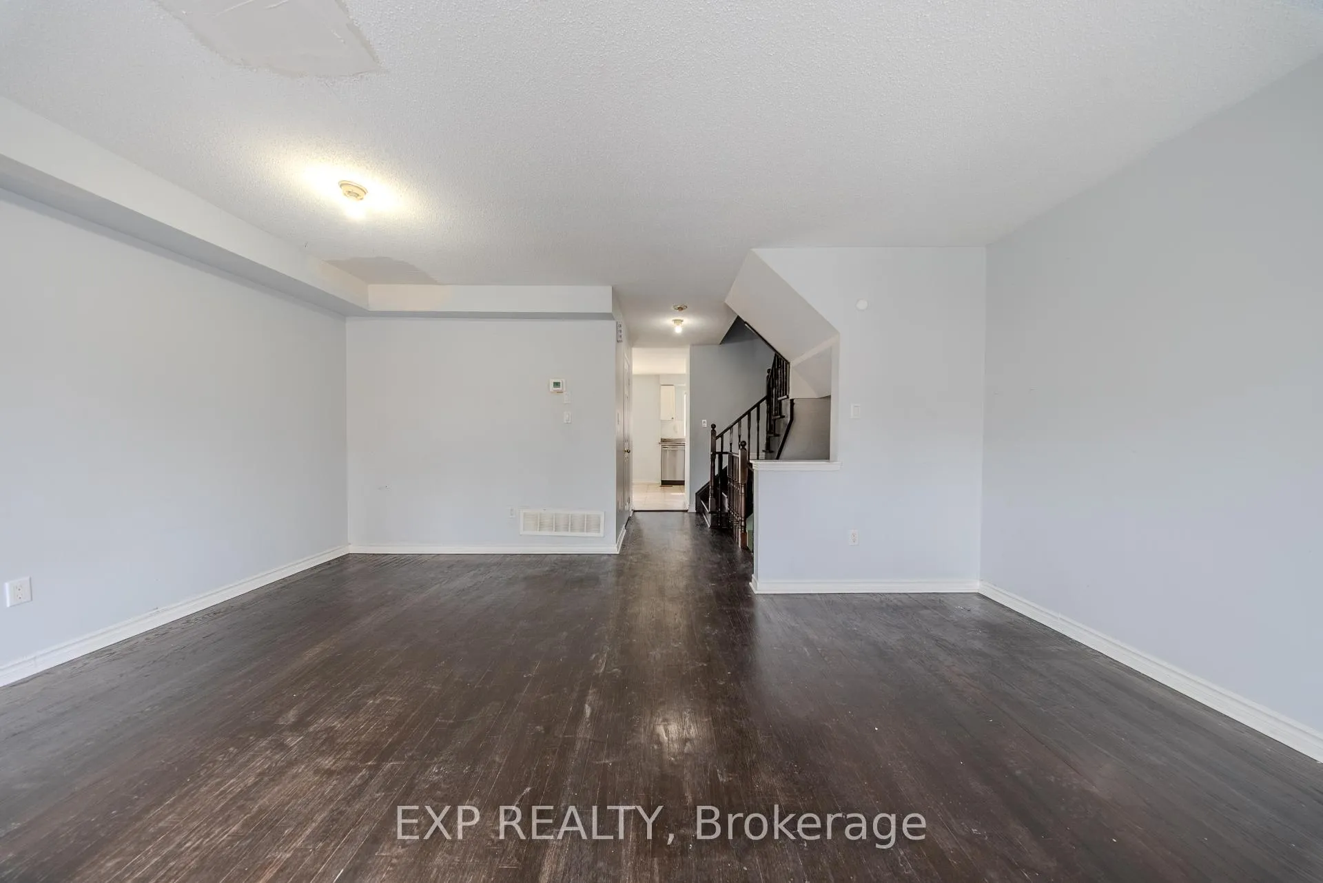 Photo 10 of 85 Bernard Avenue, Brampton, Fletcher's Creek South — HOMEH