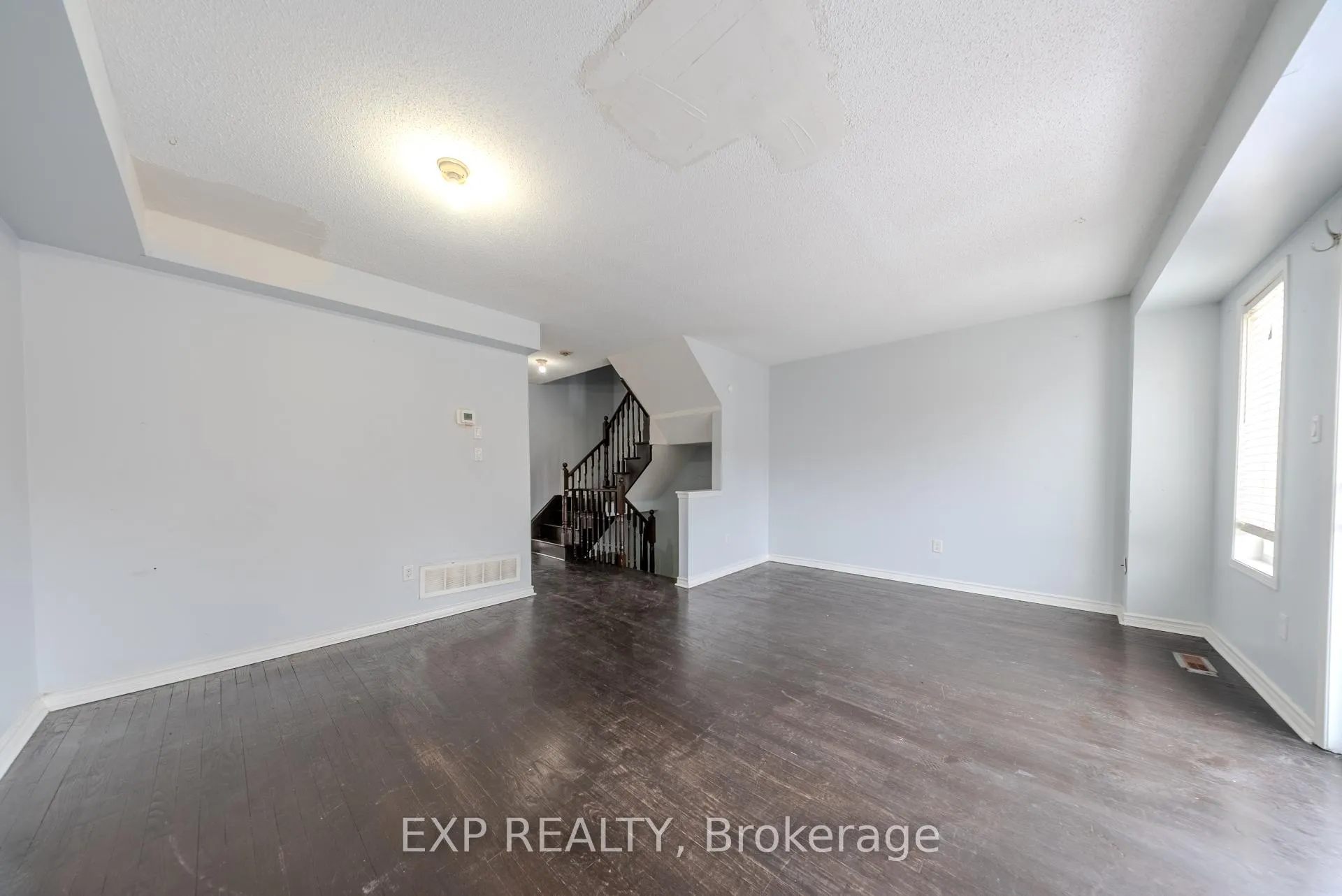 Photo 12 of 85 Bernard Avenue, Brampton, Fletcher's Creek South — HOMEH