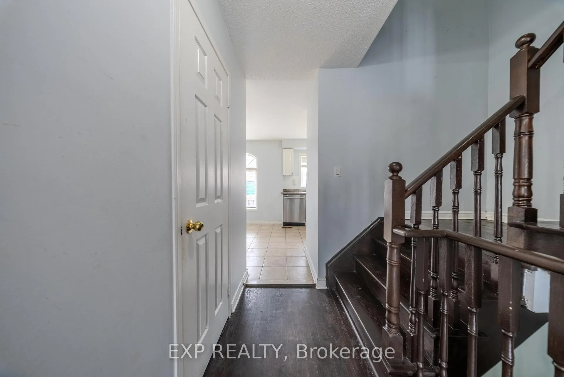 Photo 13 of 85 Bernard Avenue, Brampton, Fletcher's Creek South — HOMEH