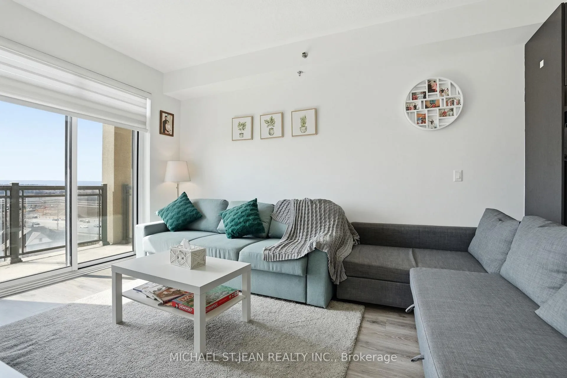 Photo 13 of Unit 720, 2490 Old Bronte Road, Oakville, Westmount — HOMEH