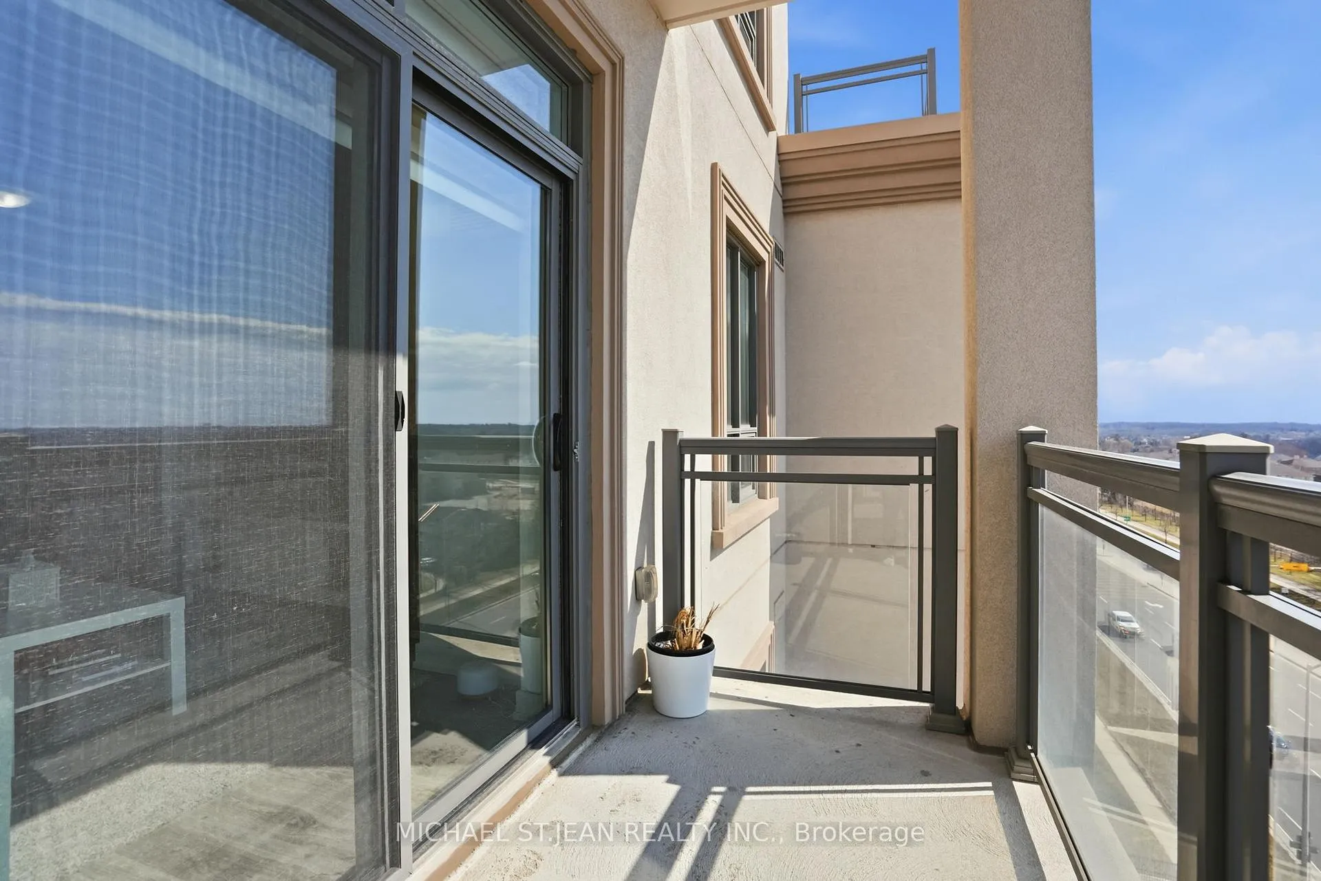 Photo 21 of Unit 720, 2490 Old Bronte Road, Oakville, Westmount — HOMEH