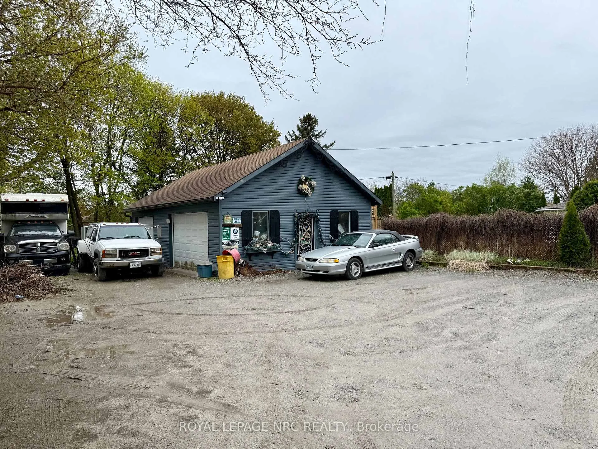 Photo 3 of 6490 Thorold Stone Road, Niagara Falls, Morrison — HOMEH