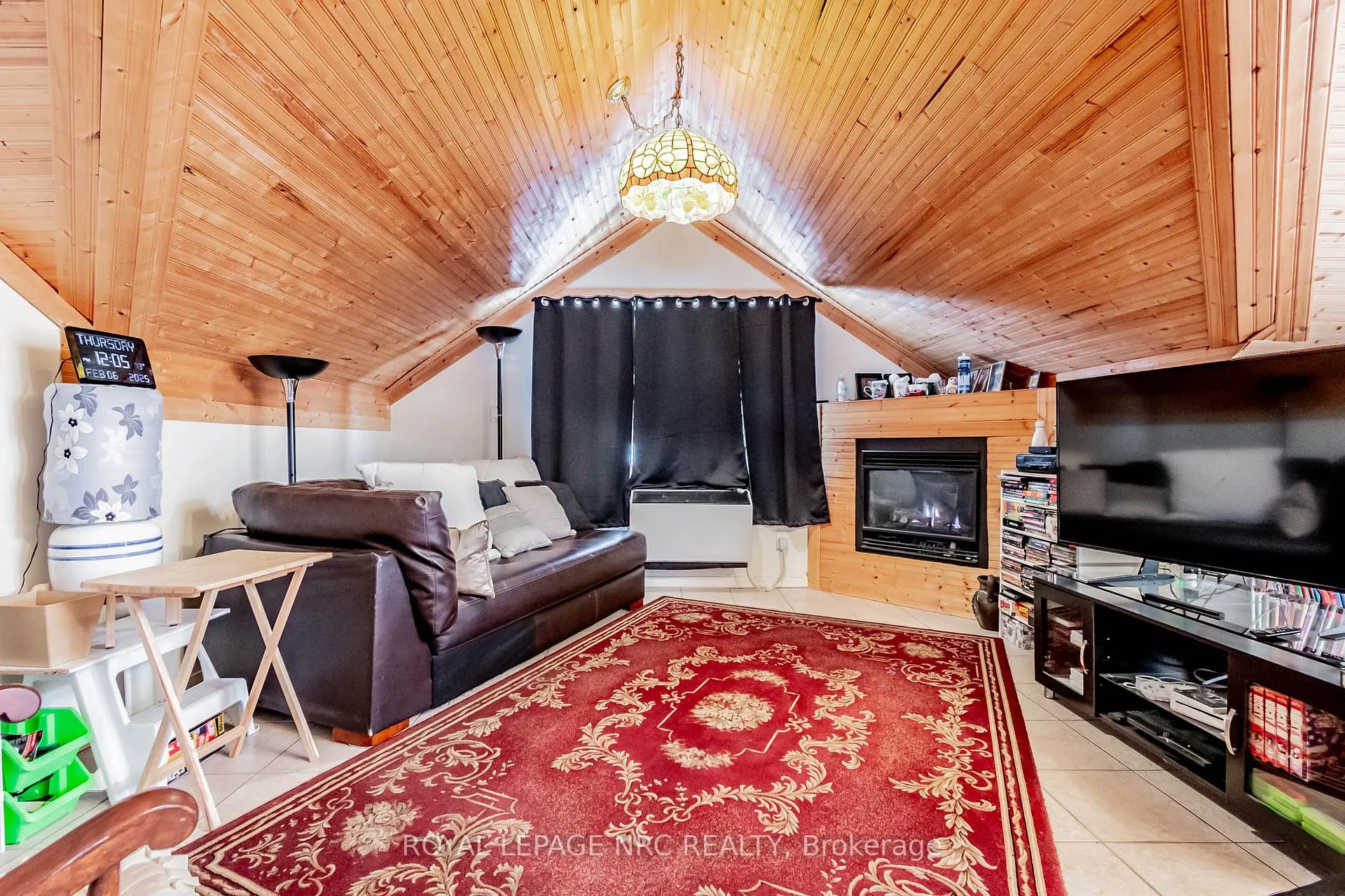 Photo 15 of 6490 Thorold Stone Road, Niagara Falls, Morrison — HOMEH