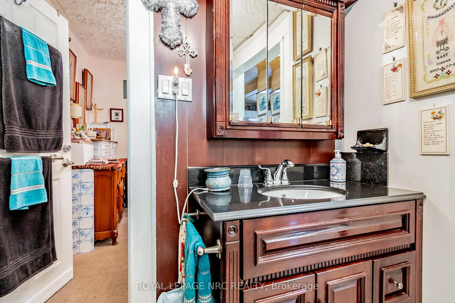 Photo 23 of 6490 Thorold Stone Road, Niagara Falls, Morrison — HOMEH