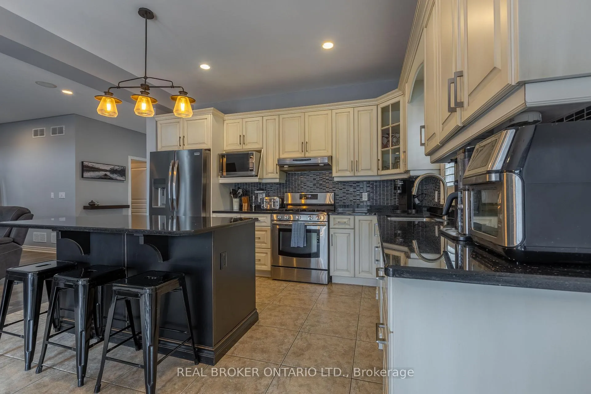 Photo 13 of 50 Gaiser Road, Welland, Coyle Creek — HOMEH