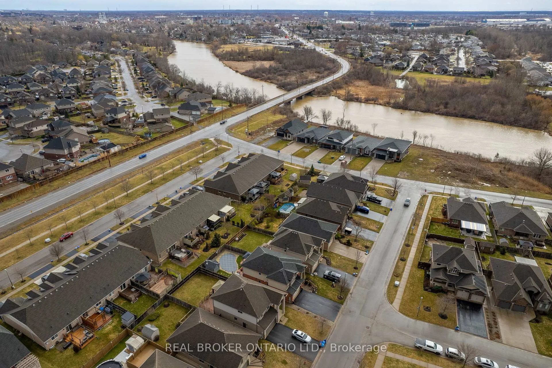 Photo 49 of 50 Gaiser Road, Welland, Coyle Creek — HOMEH