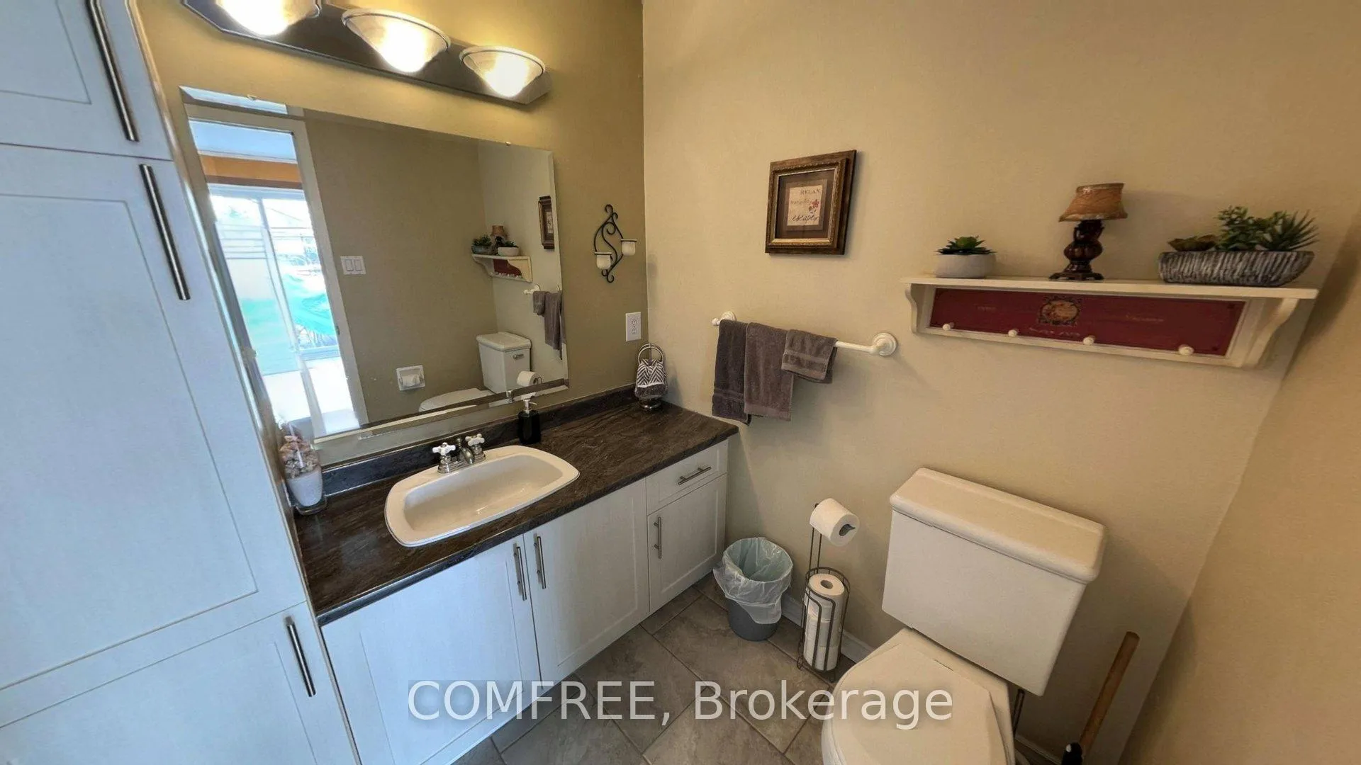 Photo 13 of 56 Fieldgate Drive, Ottawa, Barrhaven - Knollsbrook — HOMEH