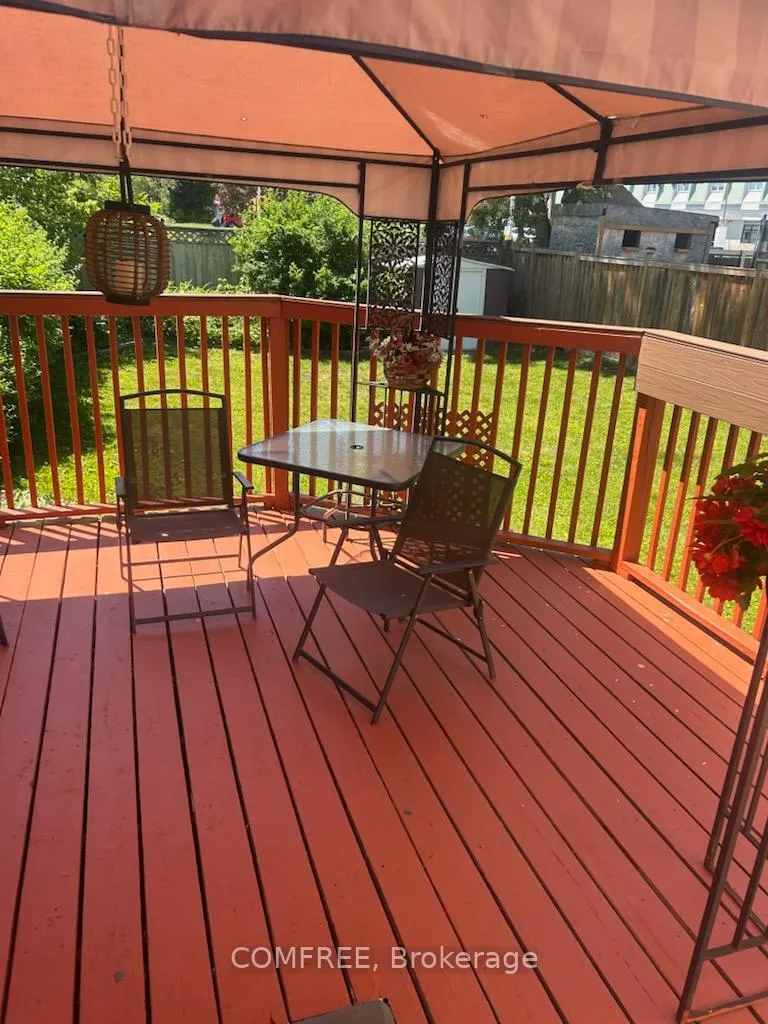 Photo 31 of 56 Fieldgate Drive, Ottawa, Barrhaven - Knollsbrook — HOMEH