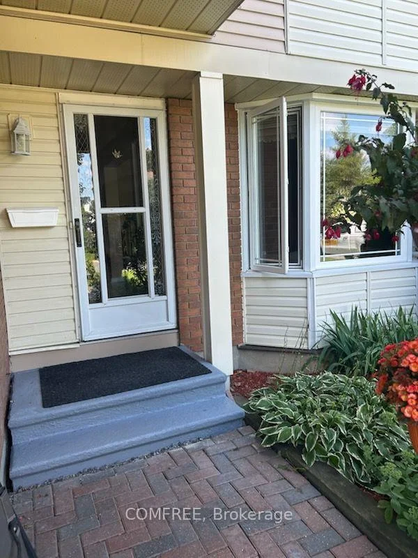 Photo 5 of 56 Fieldgate Drive, Ottawa, Barrhaven - Knollsbrook — HOMEH