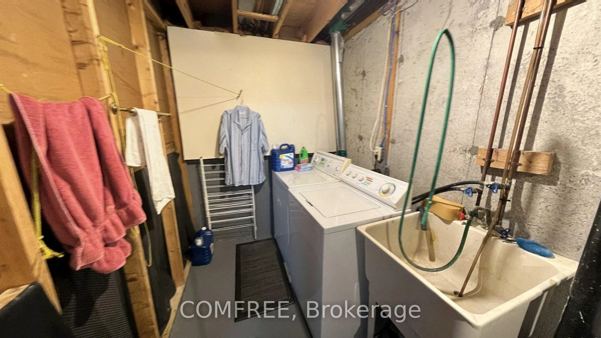 Photo 20 of 56 Fieldgate Drive, Ottawa, Barrhaven - Knollsbrook — HOMEH