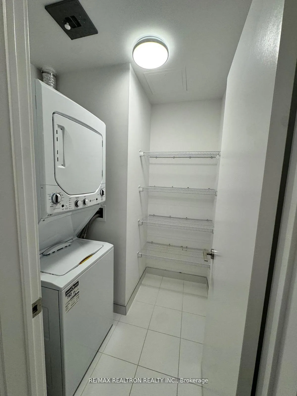 Photo 20 of Unit 3103, 33 Helendale Avenue, Toronto, Yonge-Eglinton — HOMEH