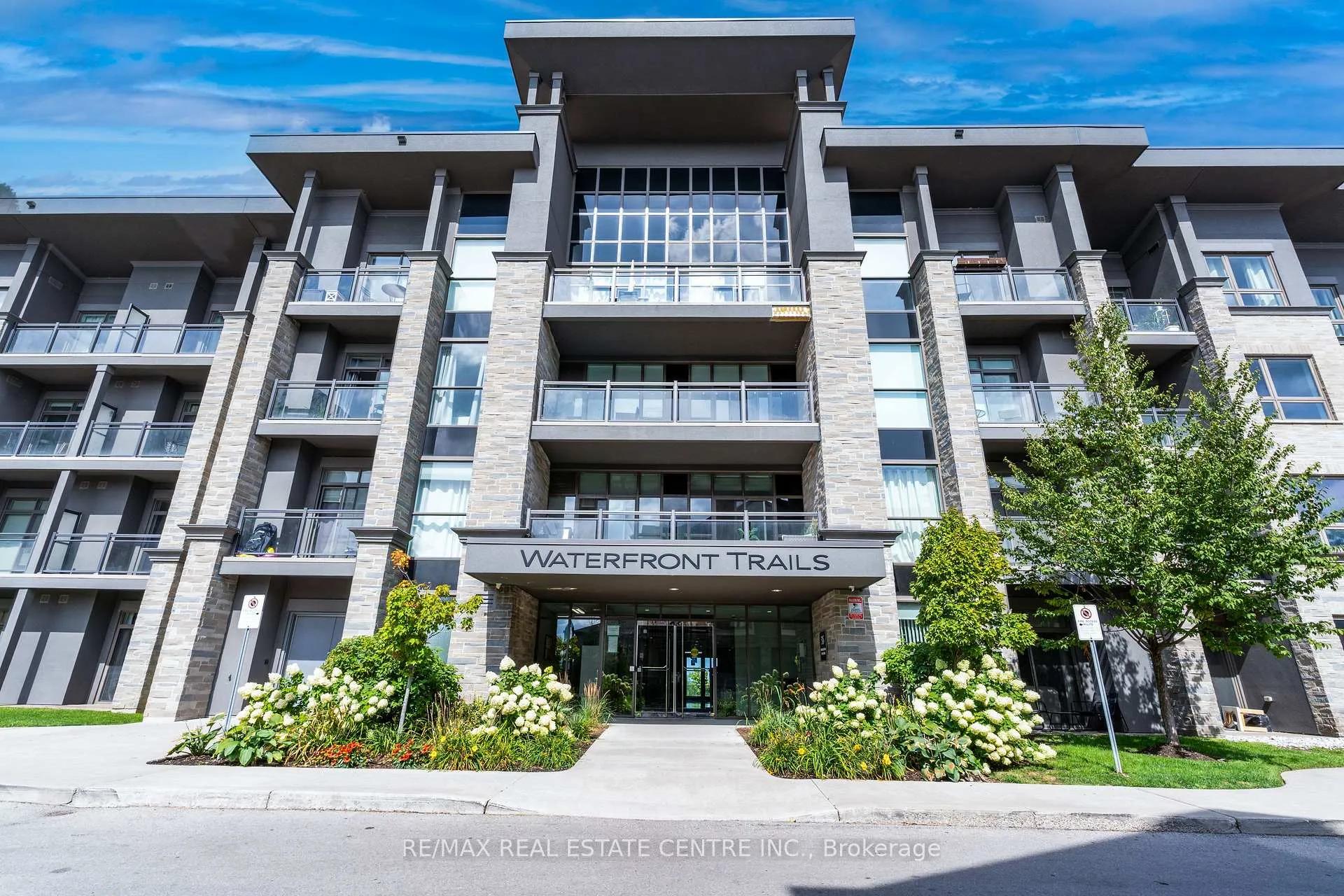 Front of Unit 413, 35 Southshore Crescent