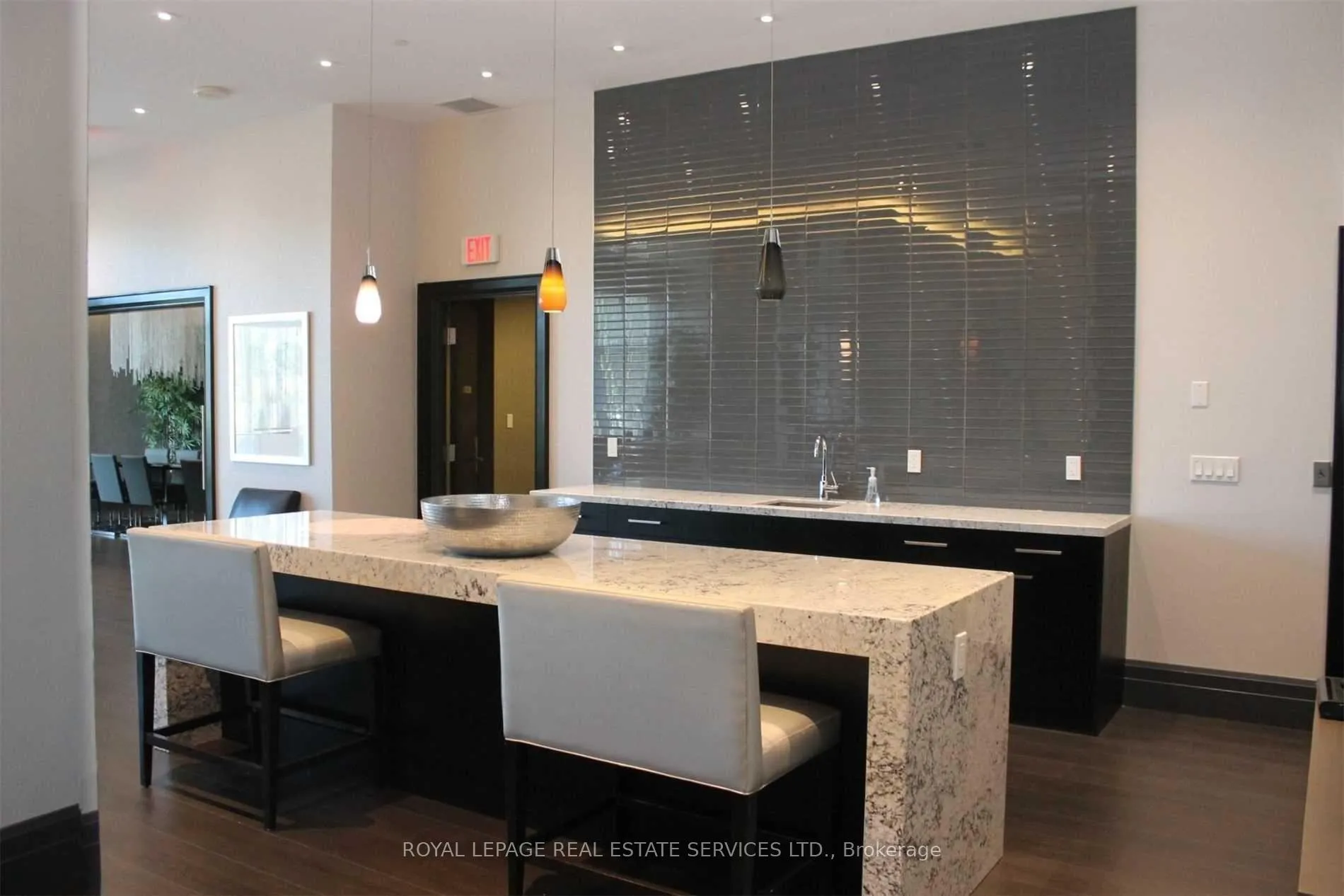 Photo 18 of Unit 1513, 55 Speers Road, Oakville, Central — HOMEH