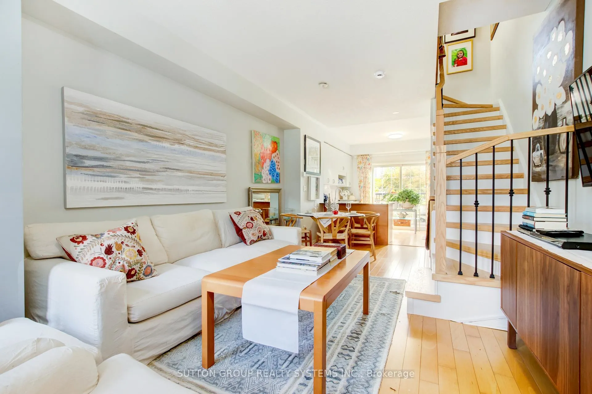Photo 8 of Unit 85, 119B The Queensway, Toronto, High Park-Swansea — HOMEH
