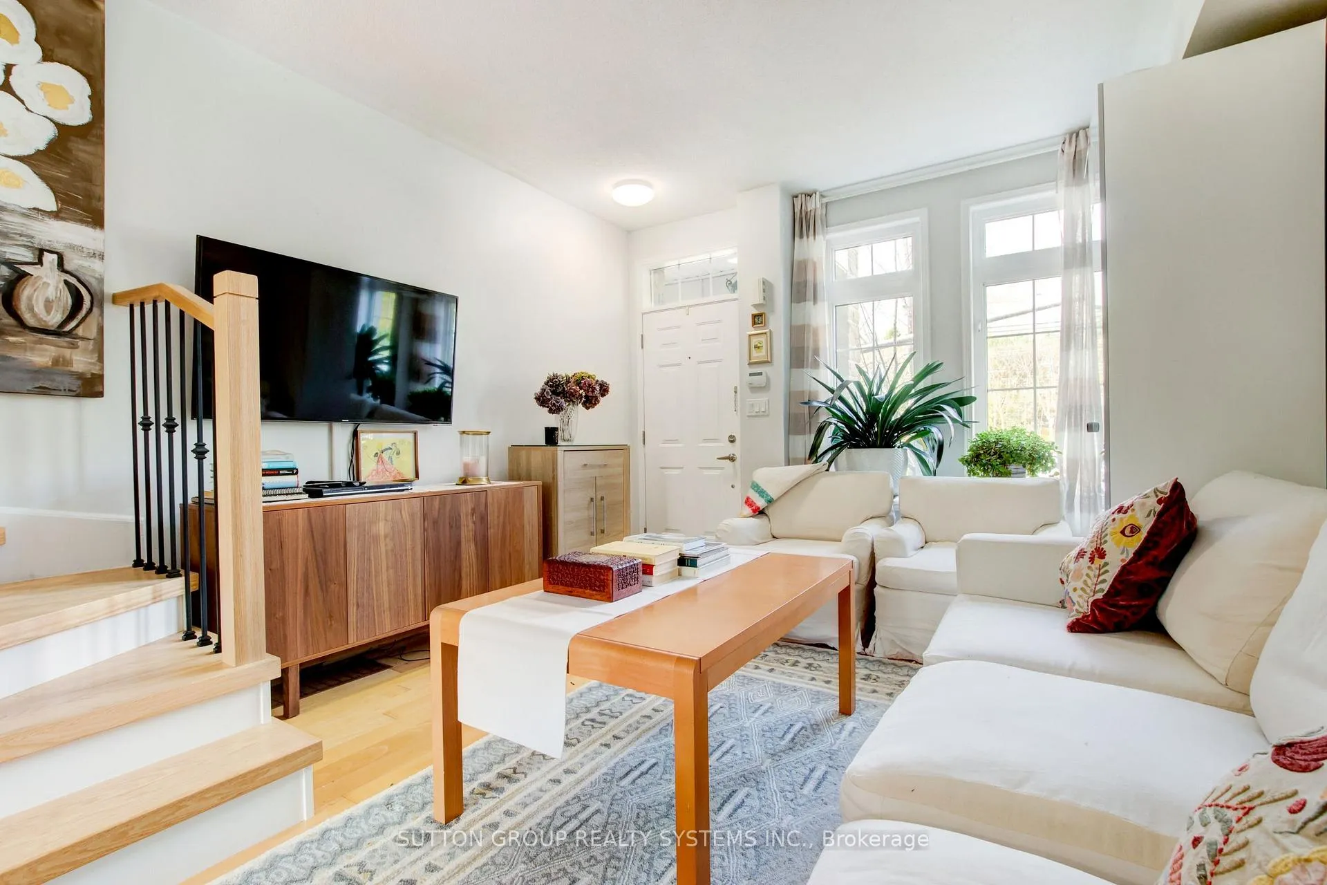 Photo 10 of Unit 85, 119B The Queensway, Toronto, High Park-Swansea — HOMEH