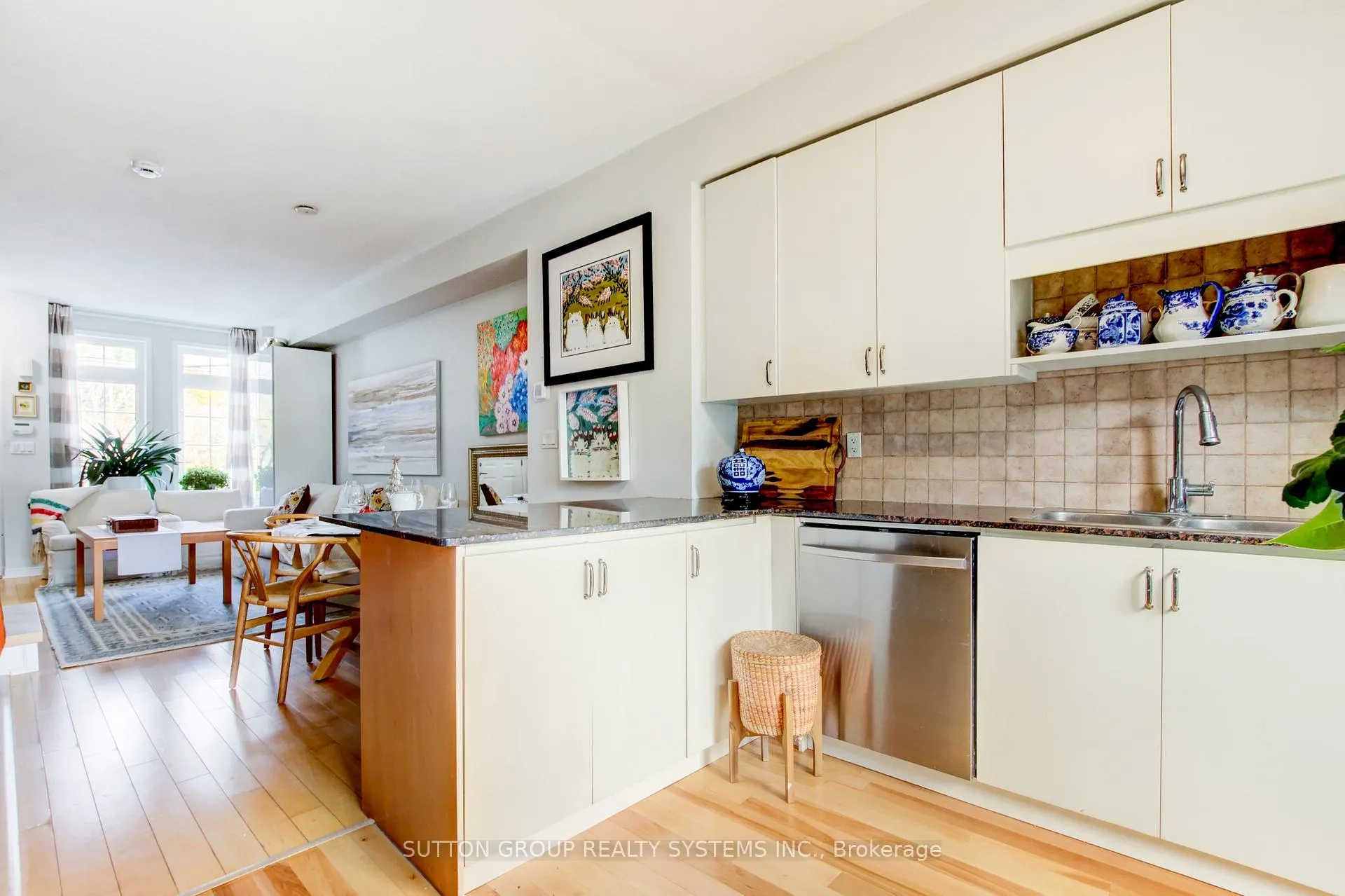 Photo 20 of Unit 85, 119B The Queensway, Toronto, High Park-Swansea — HOMEH