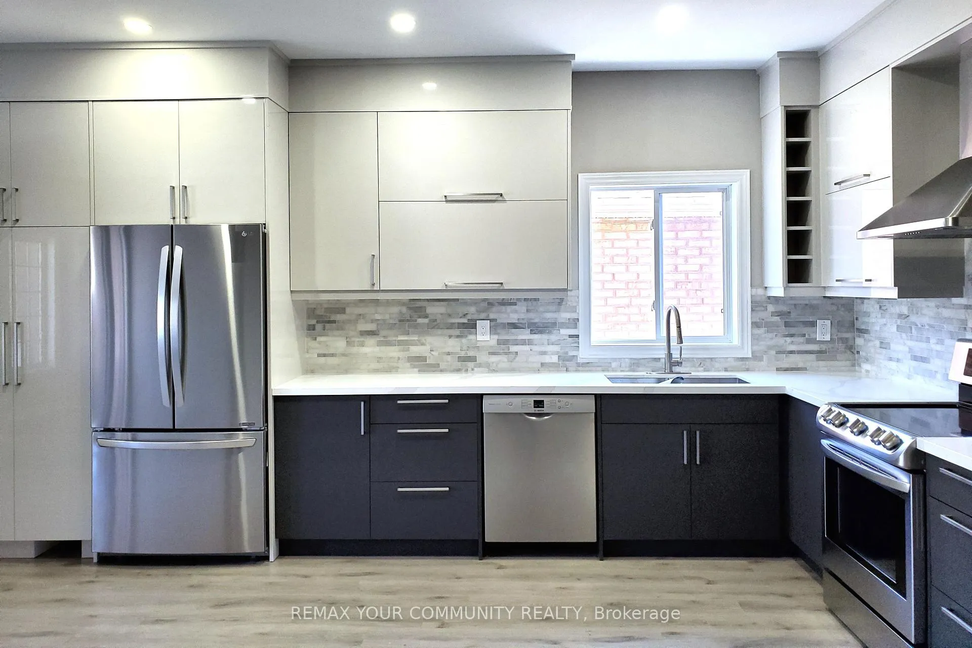 Photo 2 of Unit Upper, 48 Belwood Boulevard, Vaughan, Patterson — HOMEH