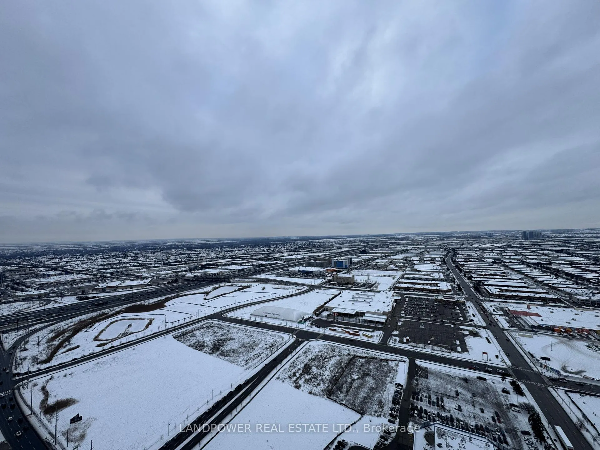 Photo 15 of Unit 4703, 8 Interchange Way, Vaughan, Vaughan Corporate Centre — HOMEH