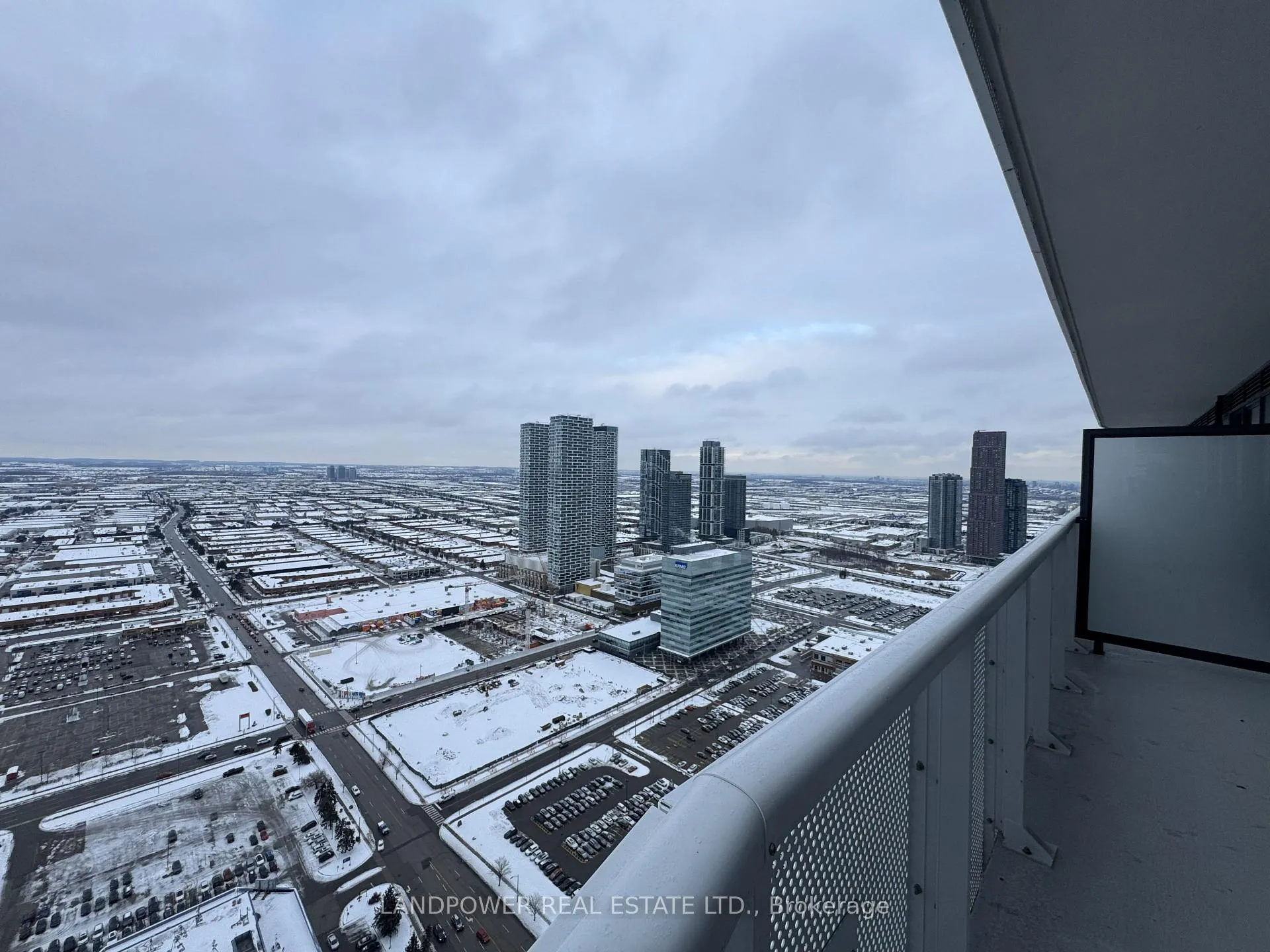 Photo 16 of Unit 4703, 8 Interchange Way, Vaughan, Vaughan Corporate Centre — HOMEH