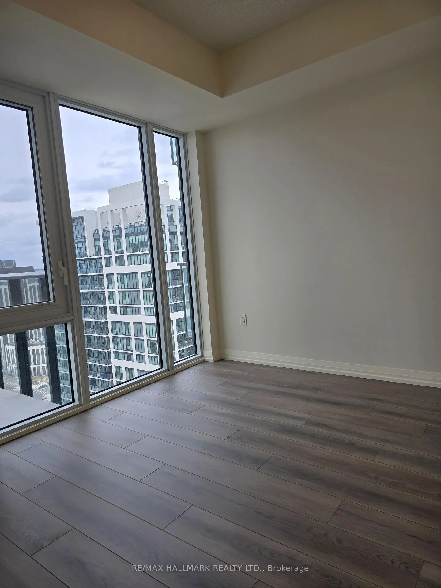 Photo 22 of Unit 2409, 27 Korda Gate, Vaughan, Vellore Village — HOMEH