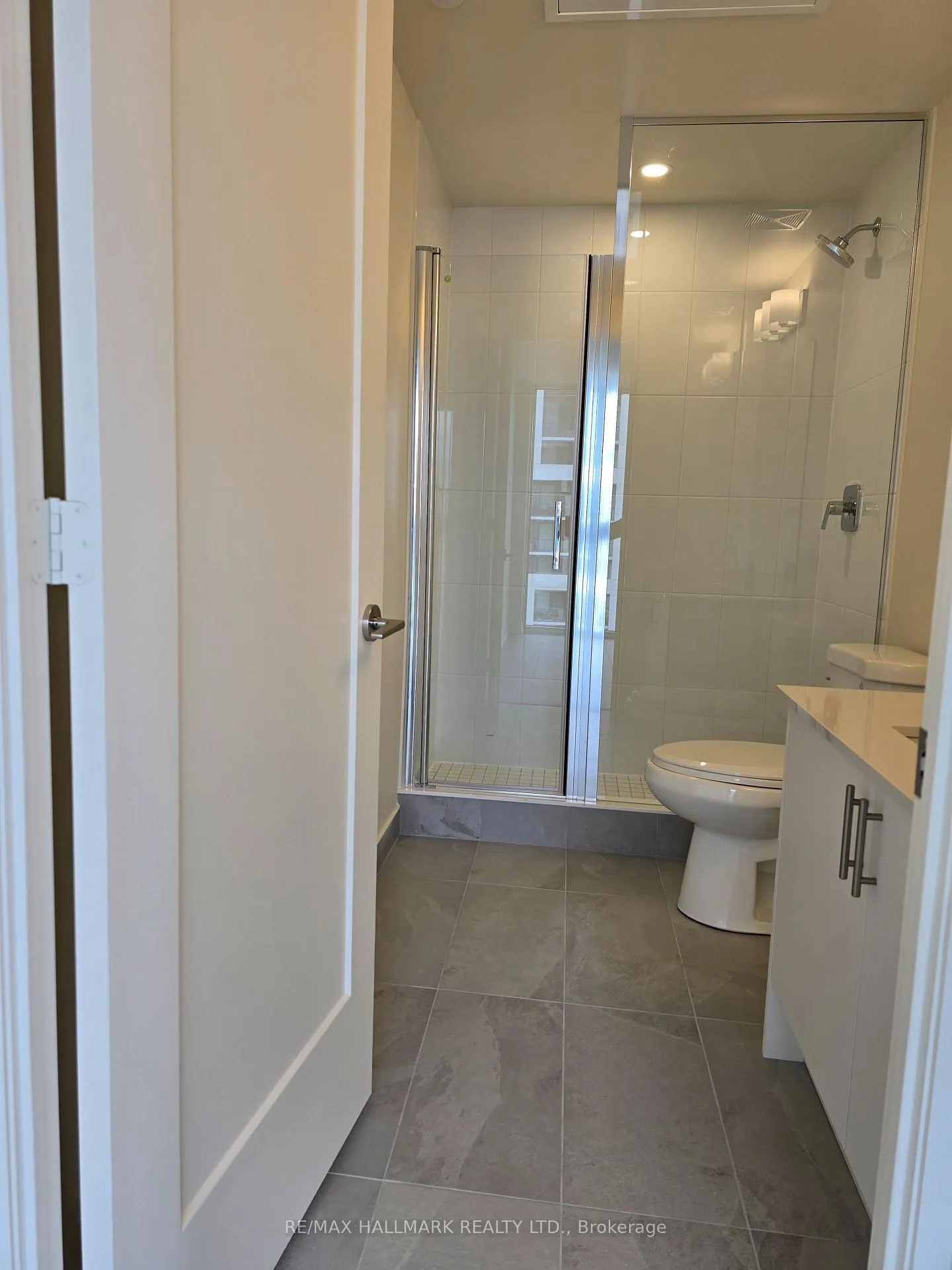 Photo 24 of Unit 2409, 27 Korda Gate, Vaughan, Vellore Village — HOMEH