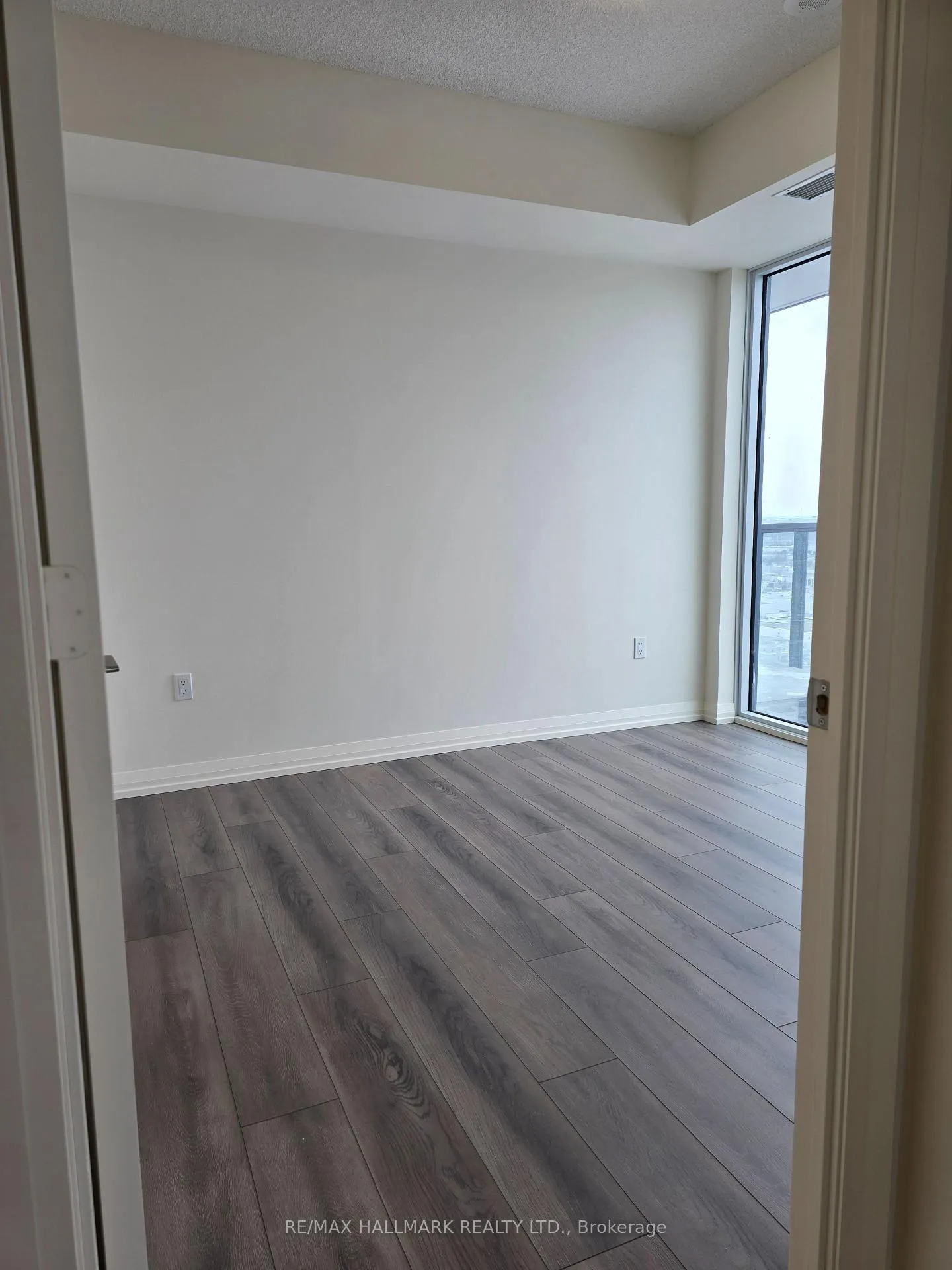 Photo 28 of Unit 2409, 27 Korda Gate, Vaughan, Vellore Village — HOMEH