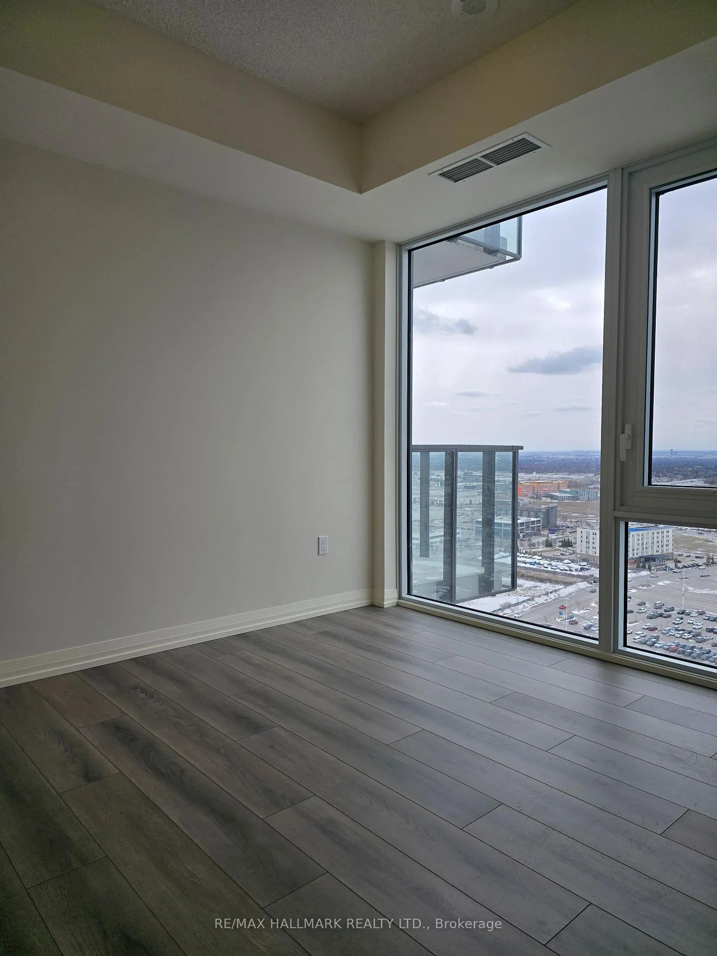 Photo 29 of Unit 2409, 27 Korda Gate, Vaughan, Vellore Village — HOMEH