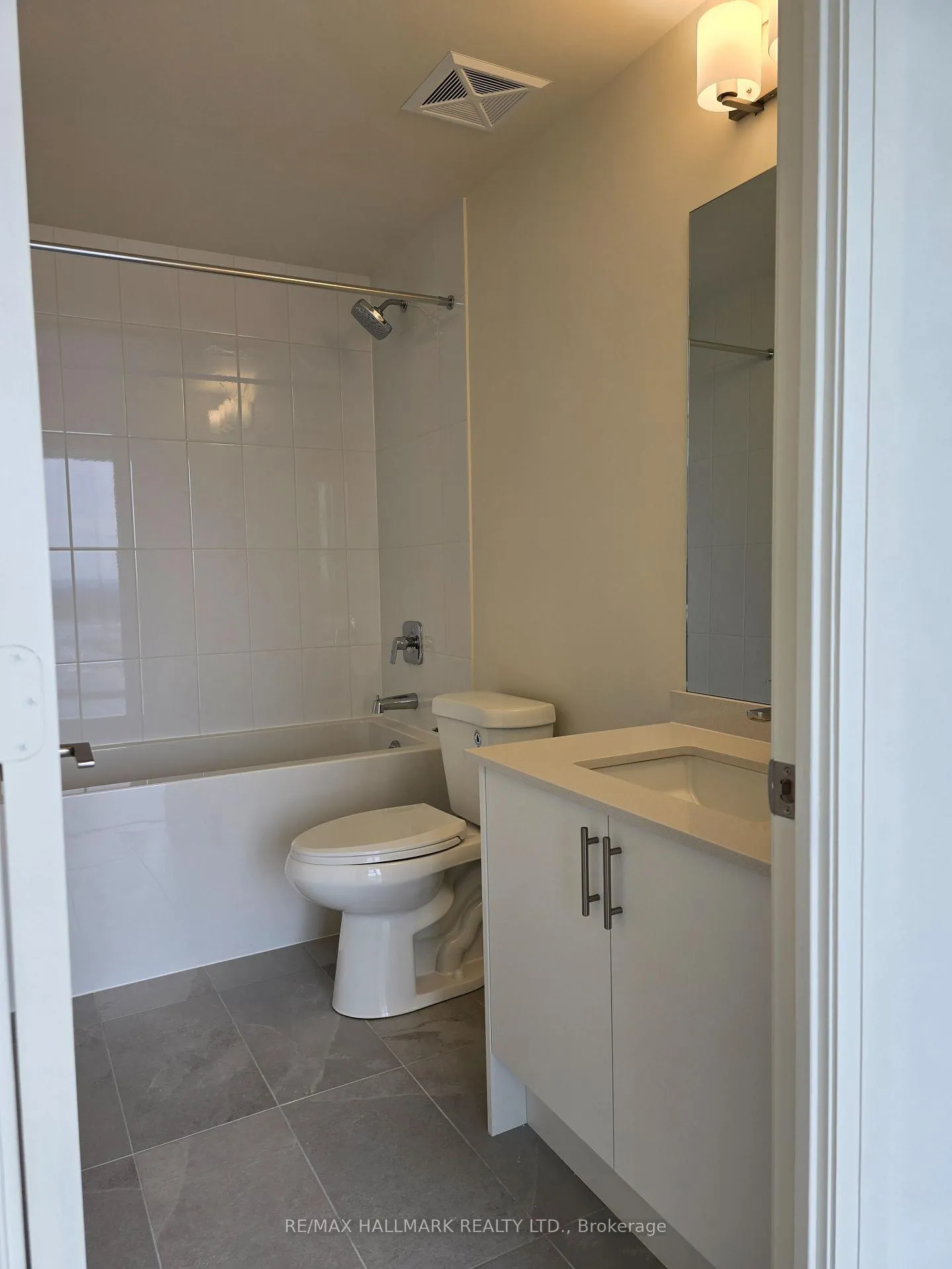Photo 31 of Unit 2409, 27 Korda Gate, Vaughan, Vellore Village — HOMEH