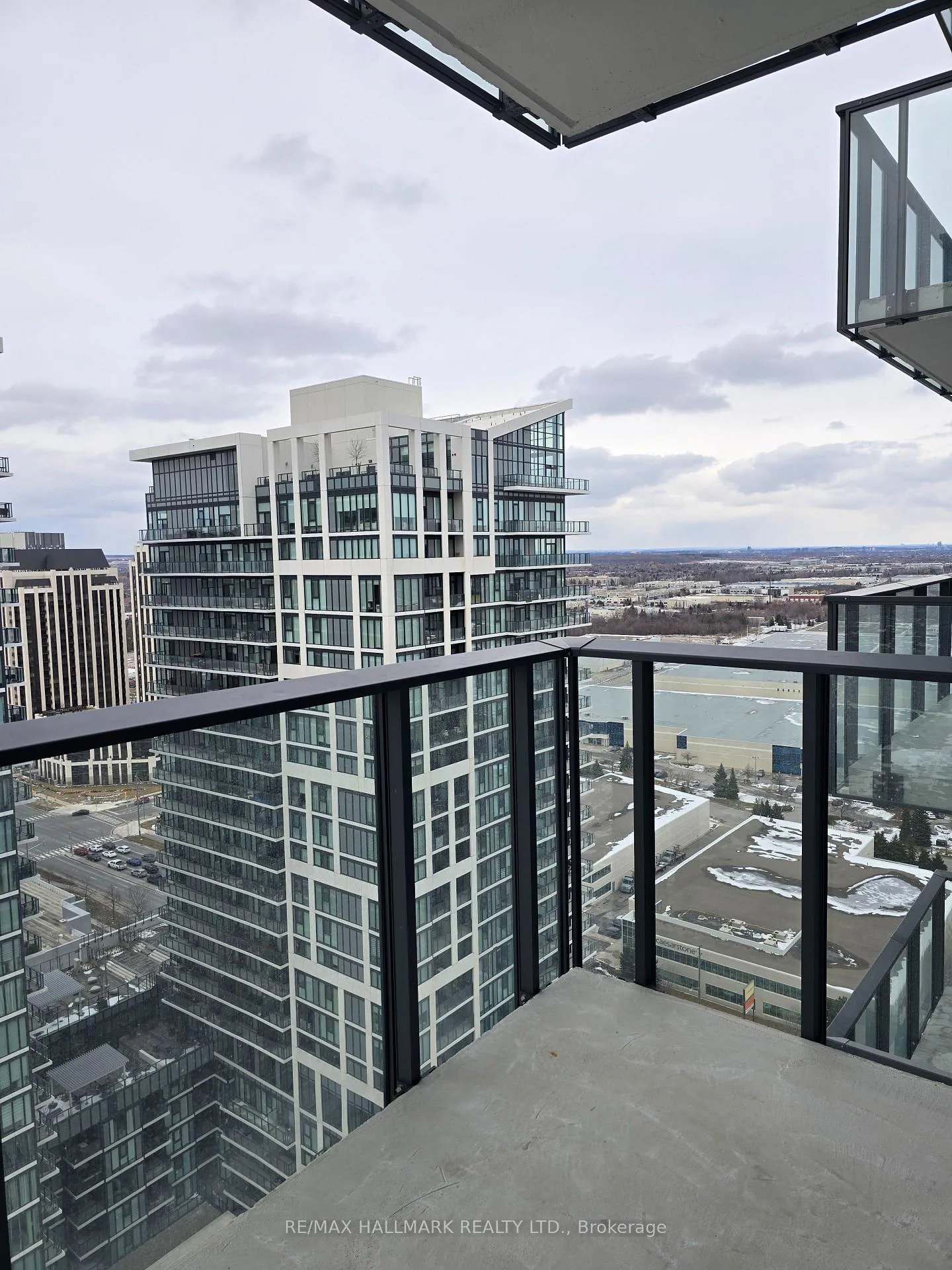 Photo 35 of Unit 2409, 27 Korda Gate, Vaughan, Vellore Village — HOMEH