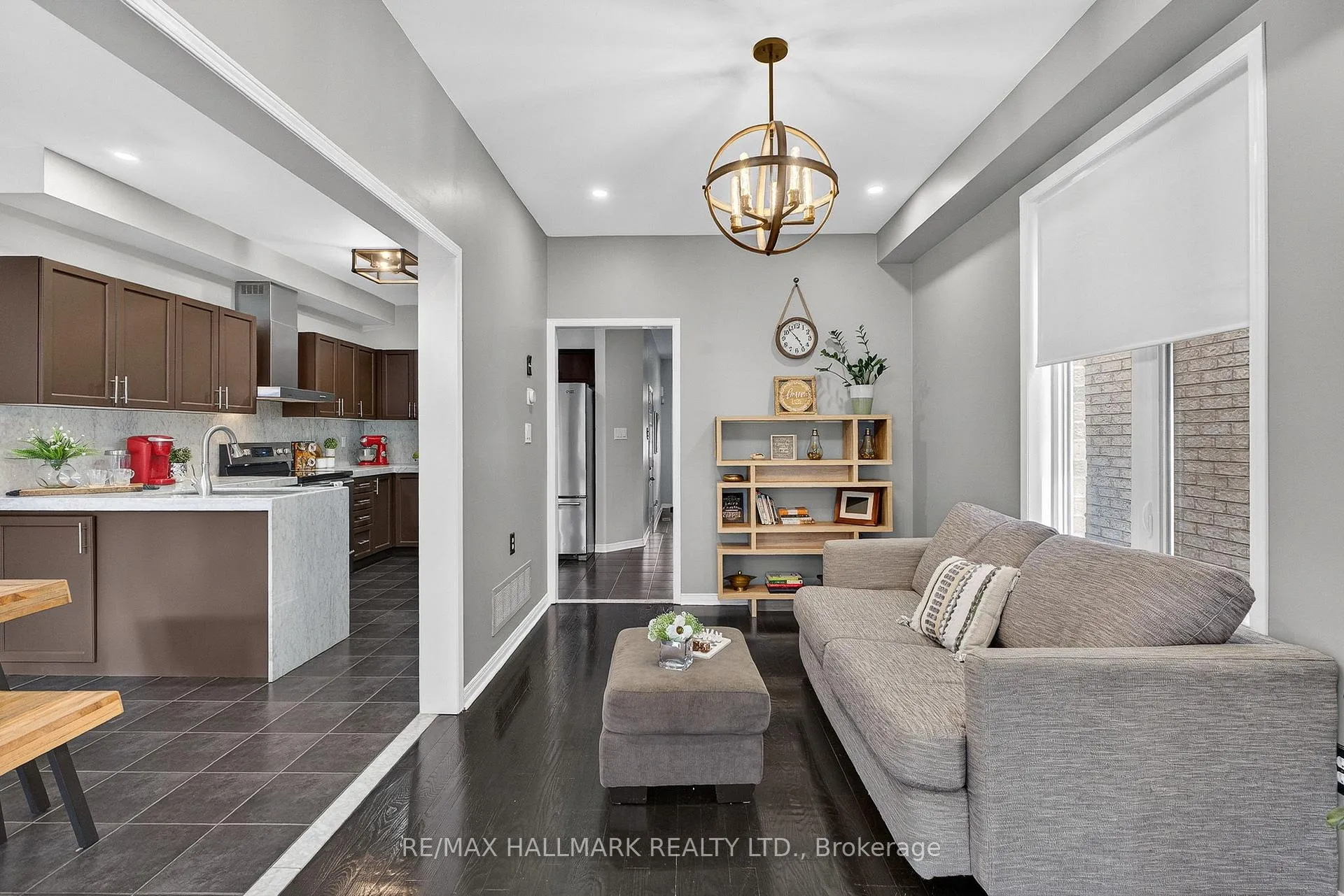 Photo 14 of 30 Catalpa Crescent, Vaughan, Patterson — HOMEH