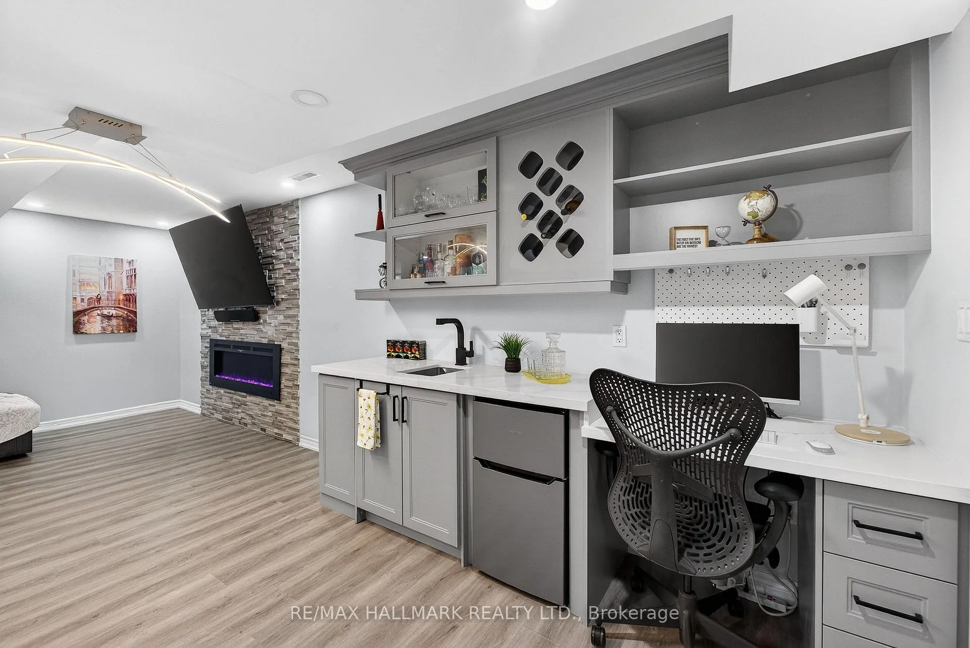 Photo 34 of 30 Catalpa Crescent, Vaughan, Patterson — HOMEH