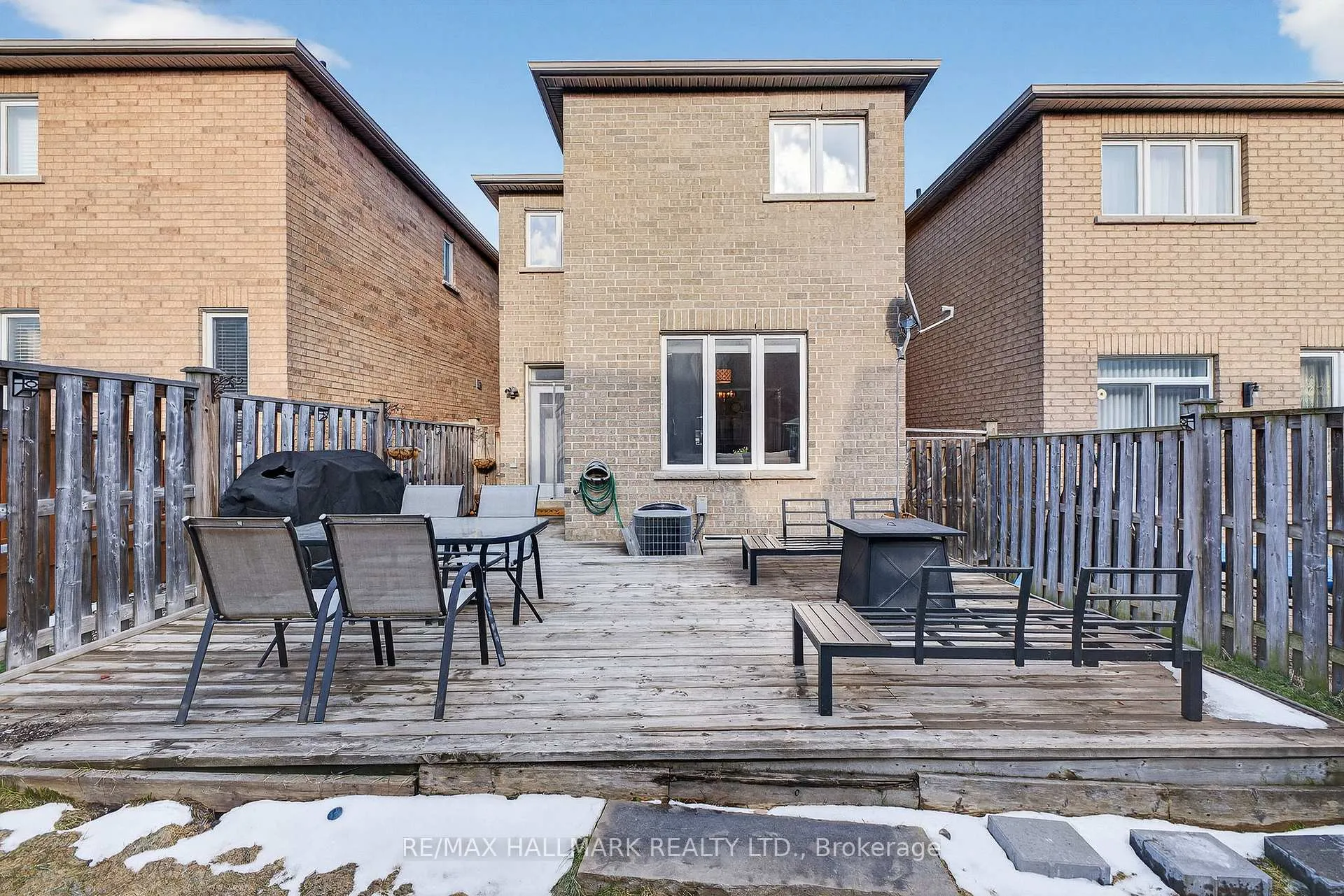 Photo 43 of 30 Catalpa Crescent, Vaughan, Patterson — HOMEH
