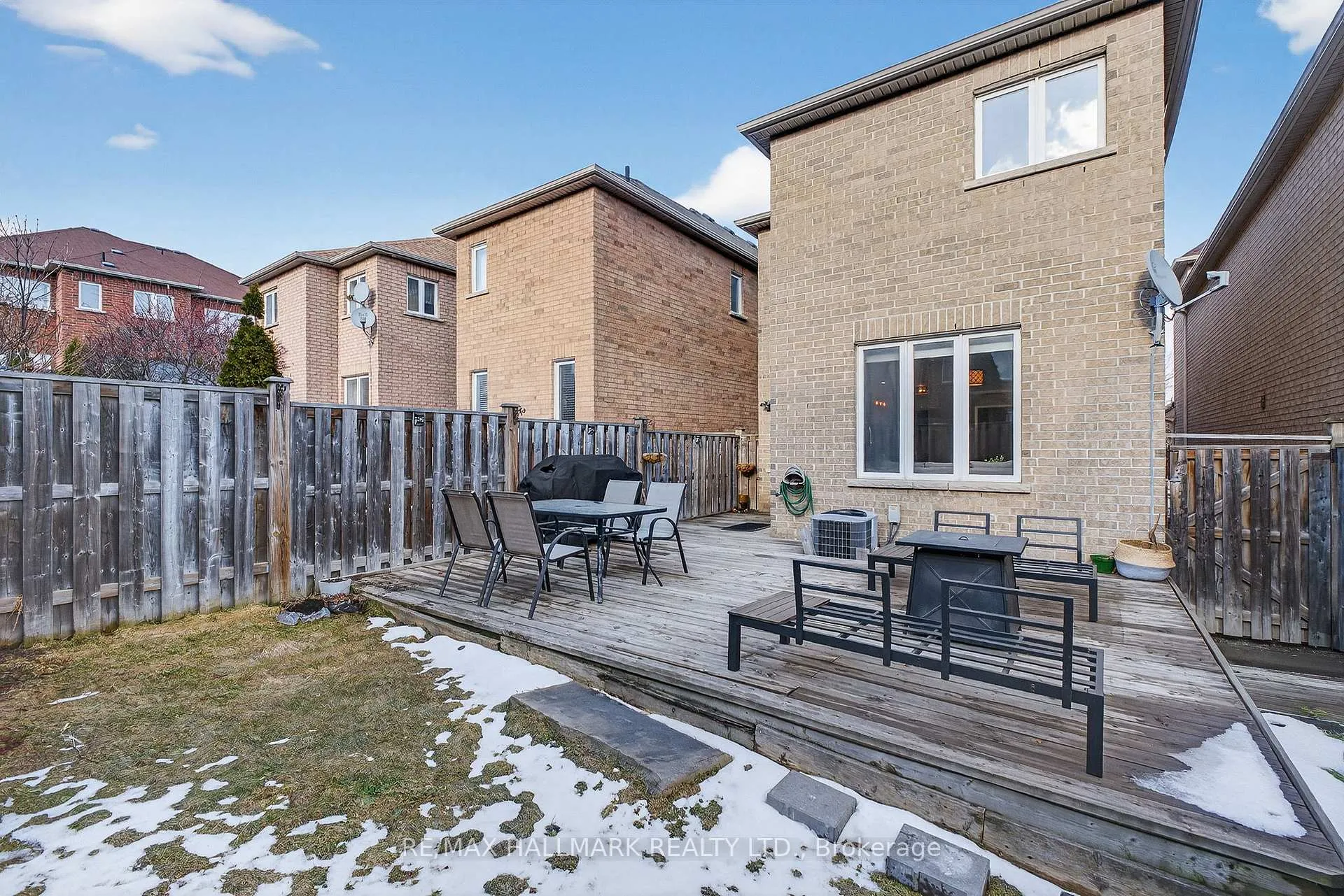 Photo 44 of 30 Catalpa Crescent, Vaughan, Patterson — HOMEH