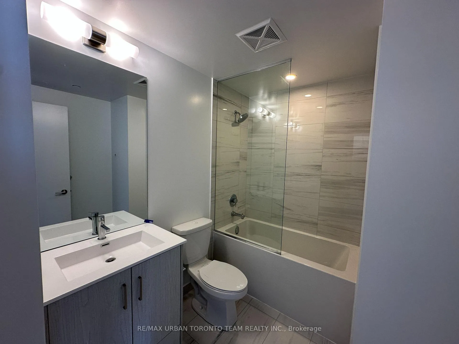 Photo 13 of Unit 3615, 180 Front Street E, Toronto, Moss Park — HOMEH