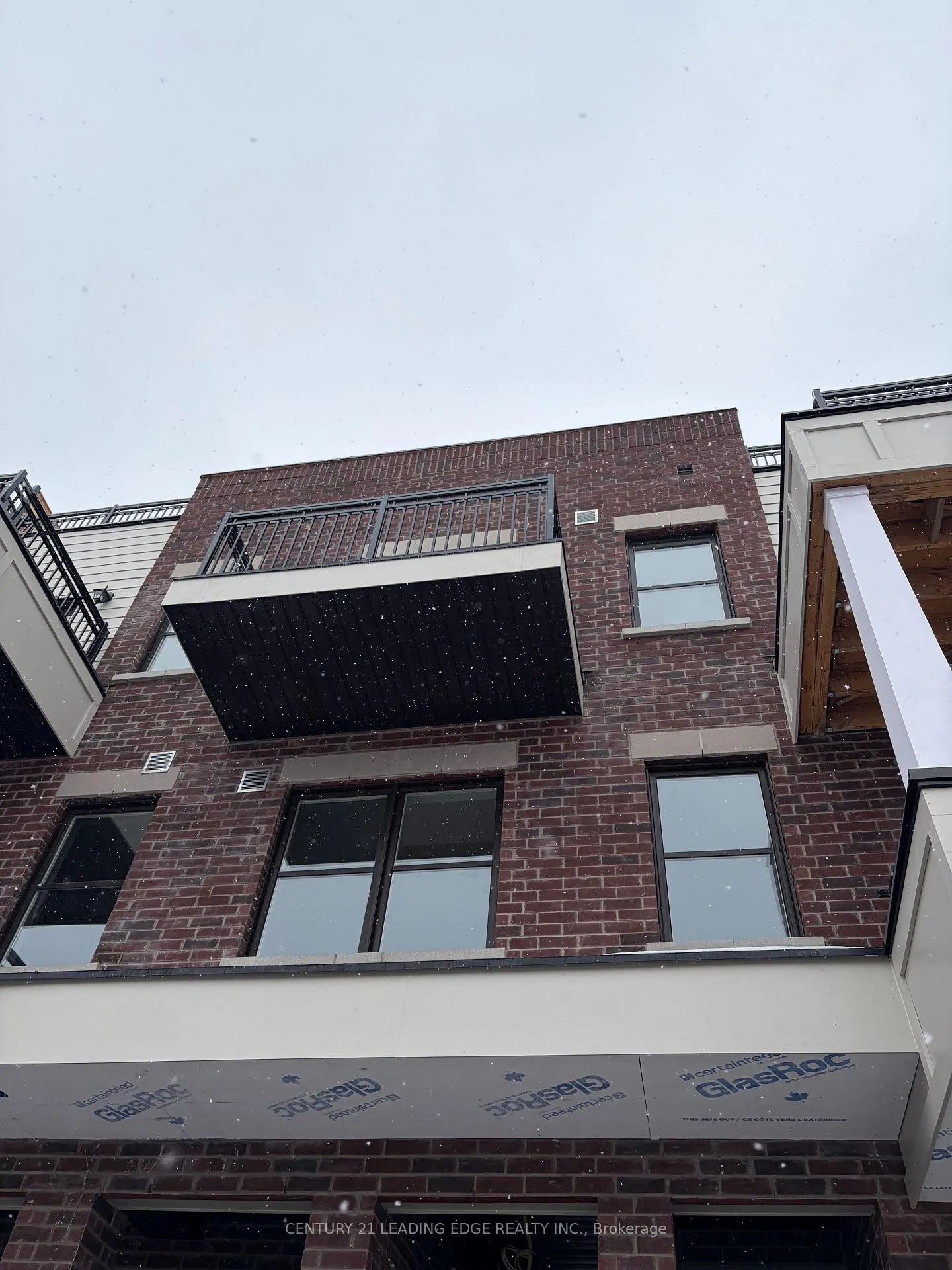 Photo 5 of 15100 Yonge Street, Aurora, Aurora Village — HOMEH