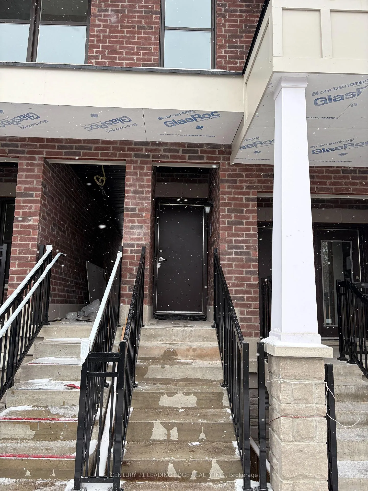Photo 7 of 15100 Yonge Street, Aurora, Aurora Village — HOMEH