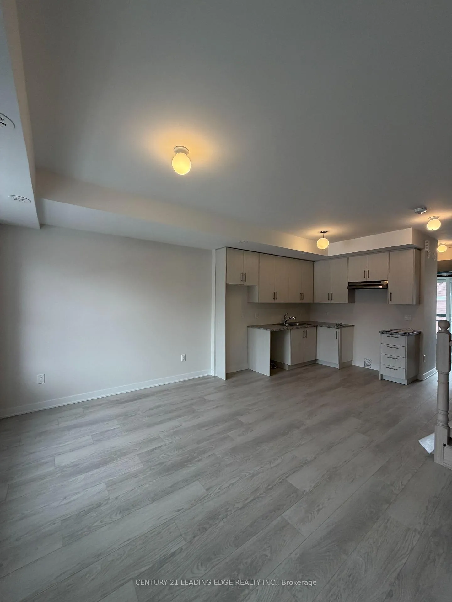 Photo 19 of 15100 Yonge Street, Aurora, Aurora Village — HOMEH