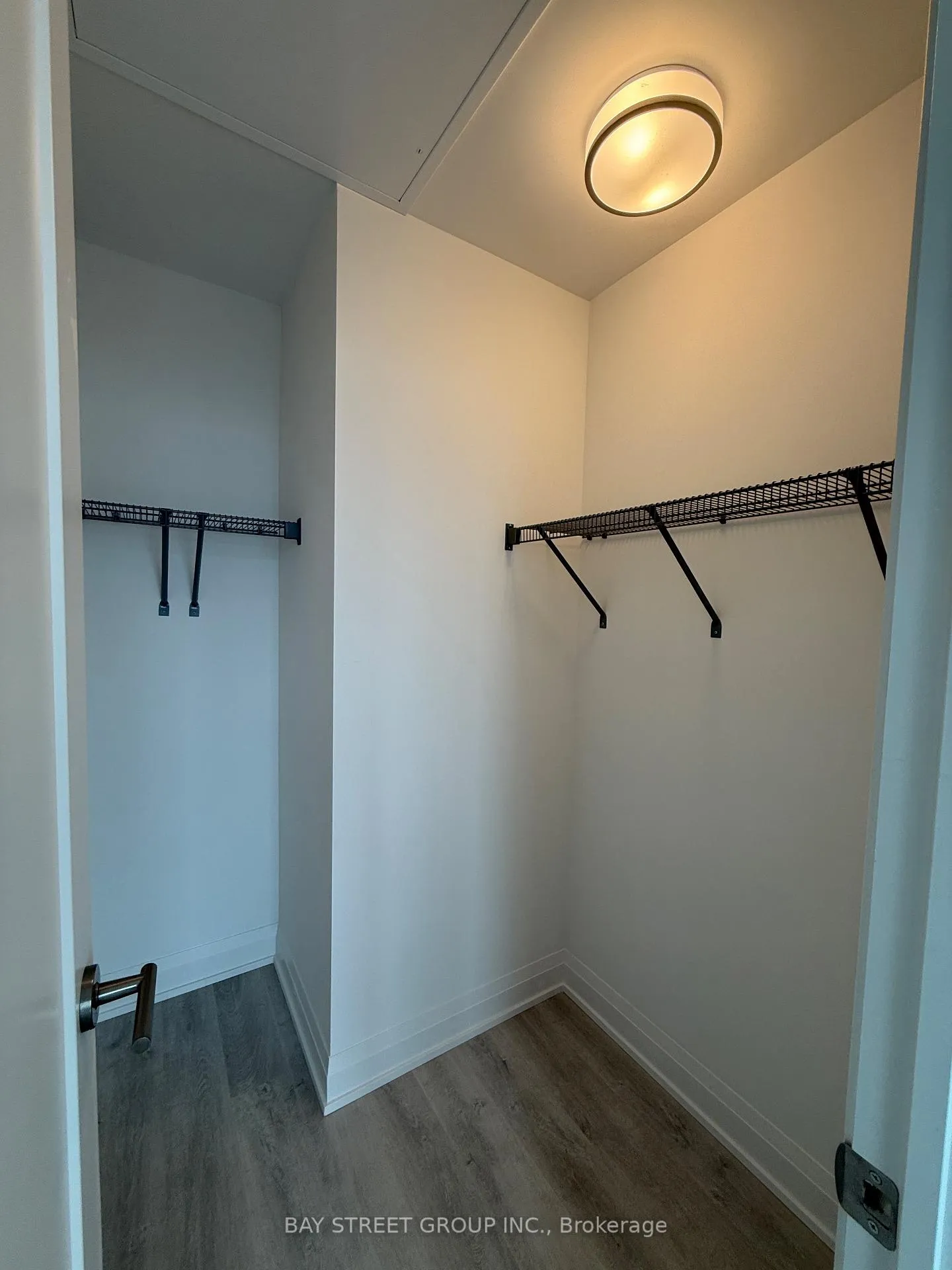 Photo 8 of Unit 3004, 65 Broadway Avenue, Toronto, Mount Pleasant West — HOMEH