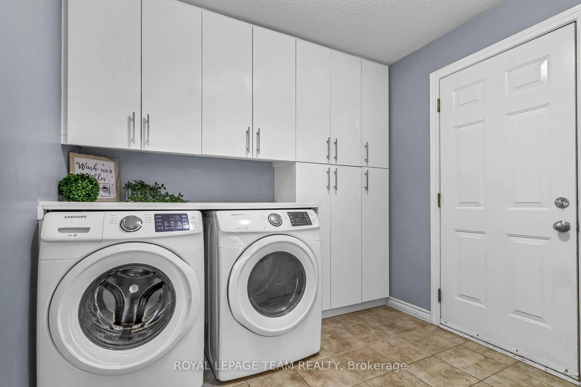 Photo 16 of 3728 Mountain Meadows Crescent, Ottawa, Riverside South/Gloucester Glen — HOMEH