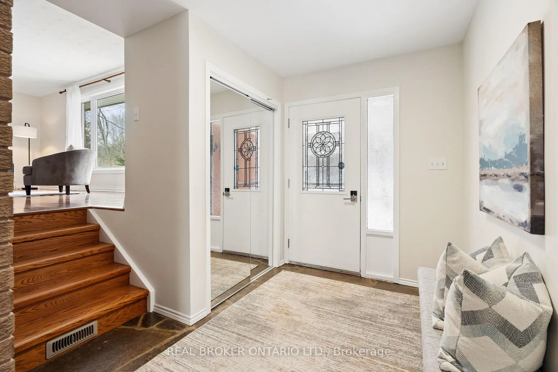 Photo 7 of 18 Memorial Street, Guelph/Eramosa, Eden Mills — HOMEH