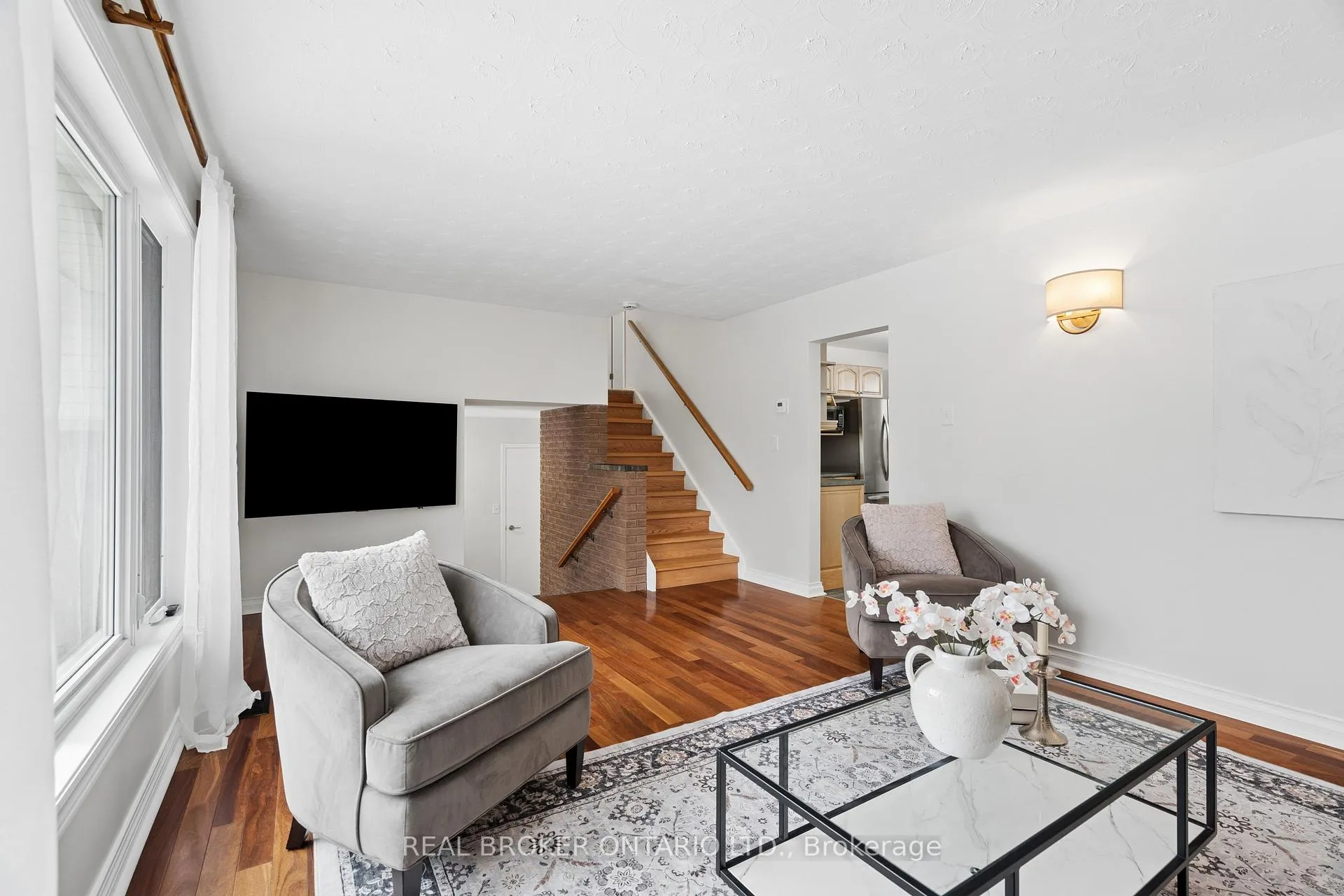 Photo 9 of 18 Memorial Street, Guelph/Eramosa, Eden Mills — HOMEH