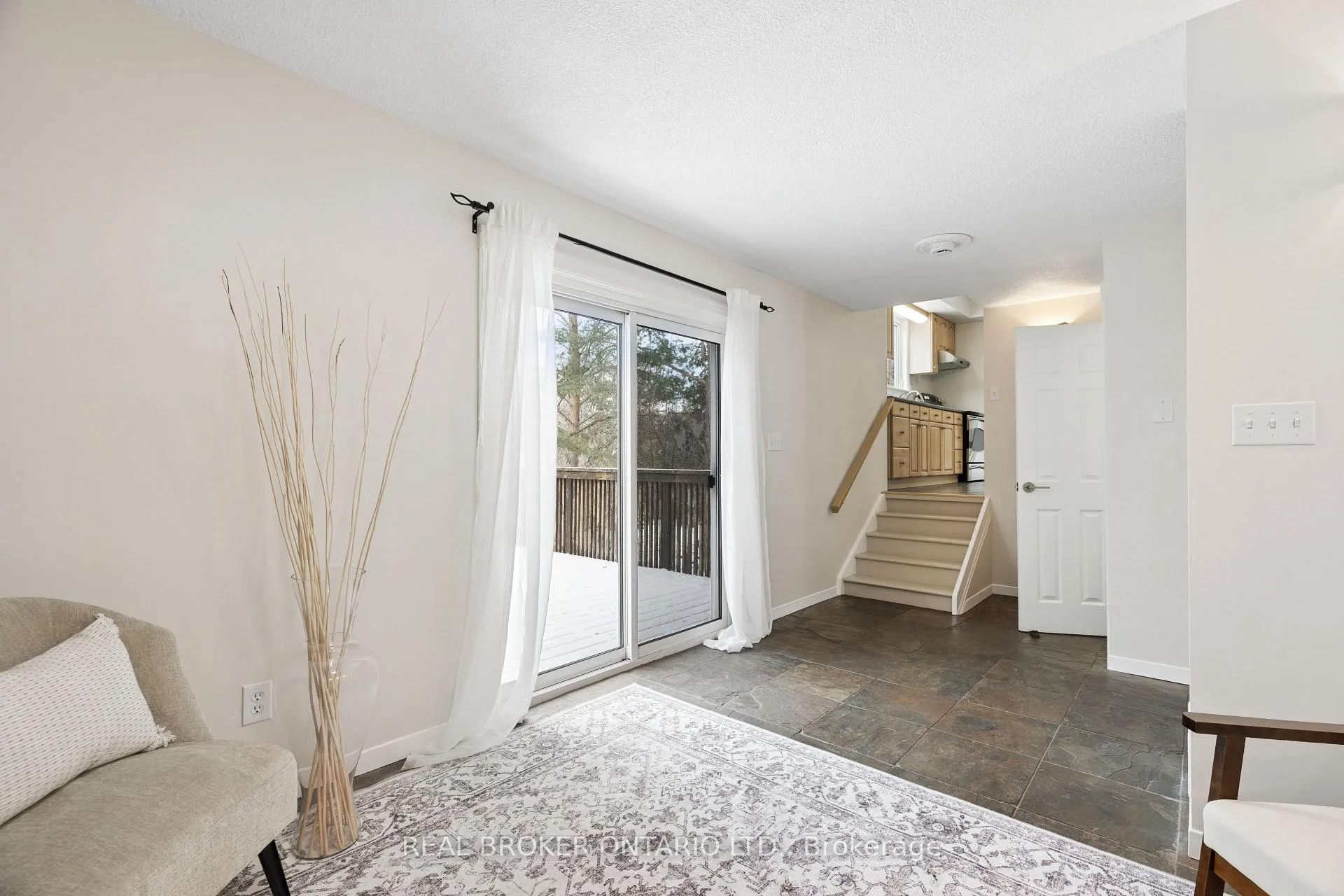Photo 17 of 18 Memorial Street, Guelph/Eramosa, Eden Mills — HOMEH